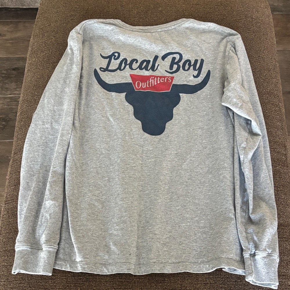 Men’s small Local Boy Outfitters Gray Long Sleeve Tee